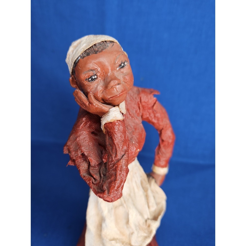 Vintage Folk Art Paper-Mache Plantation House Maid Lady Americana Primitive 9"